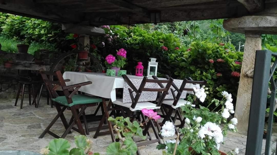El Colladin Guest House Llerices Екстериор снимка