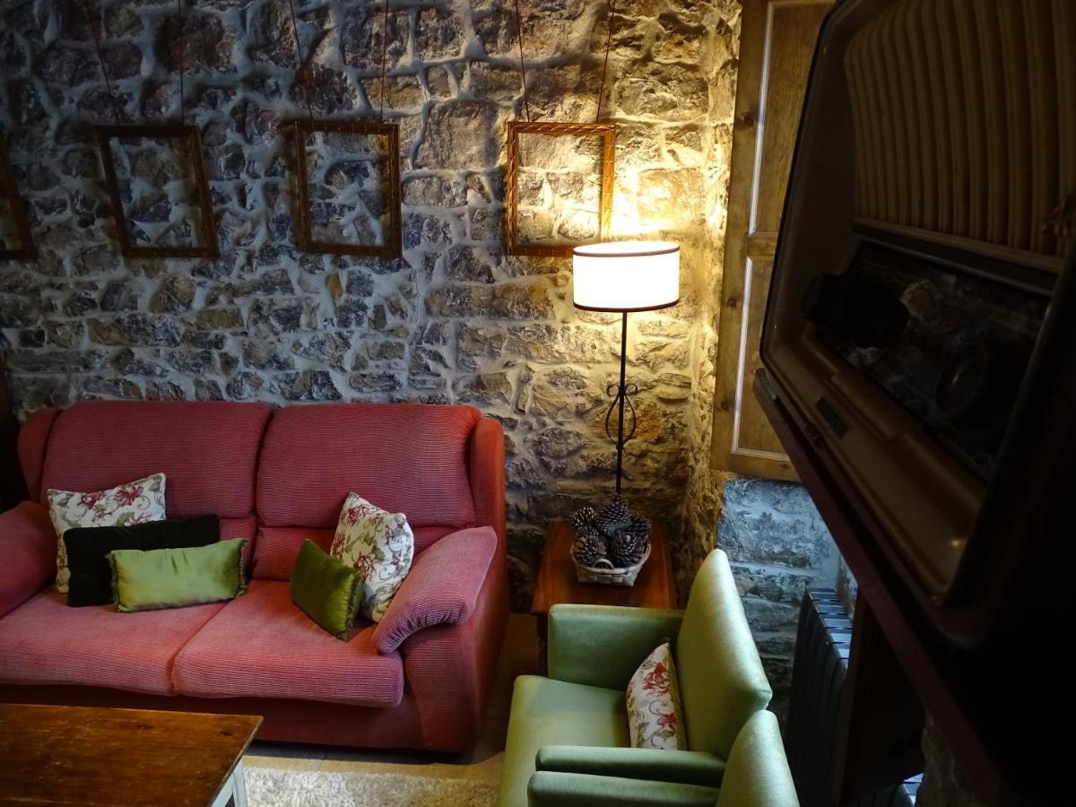 El Colladin Guest House Llerices Екстериор снимка