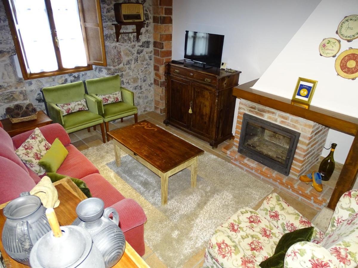 El Colladin Guest House Llerices Екстериор снимка
