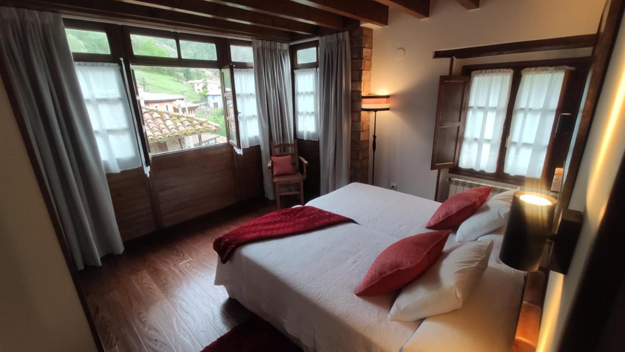 El Colladin Guest House Llerices Екстериор снимка